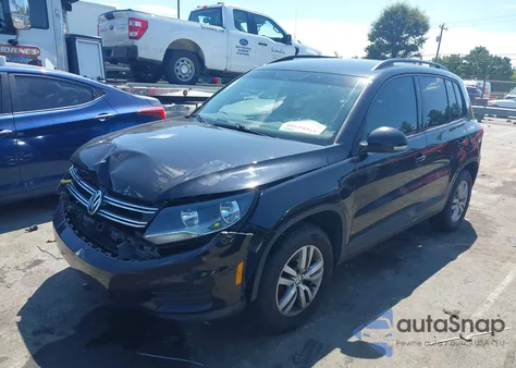 2017 Volkswagen Tiguan 2.0T/2.0T S из США, поврежденный, VIN WVGAV7AX8HK024679